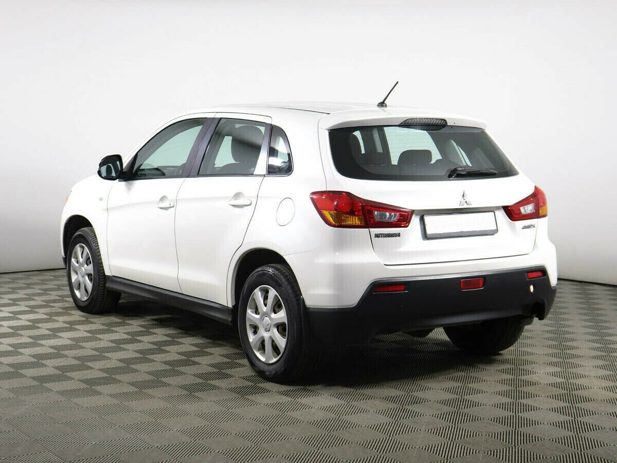 Mitsubishi ASX, 1.8 л, Вариатор, 2013 фото 5