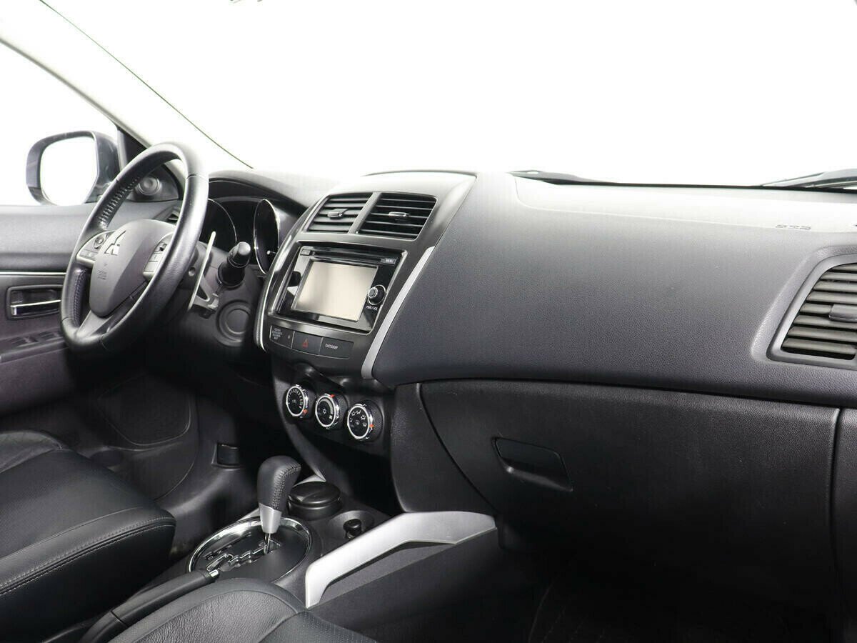 Mitsubishi ASX, 2.0 л, Вариатор, 2016 фото 2