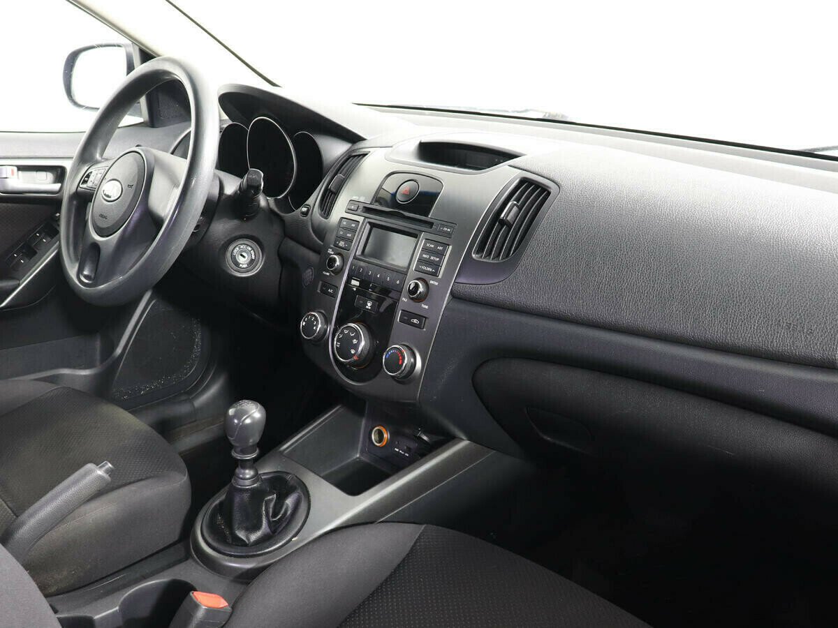 Kia Cerato, 1.6 л, МТ, 2011 фото 2