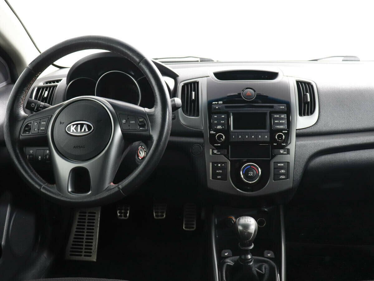 Kia Cerato, 2.0 л, МТ, 2011 фото 1