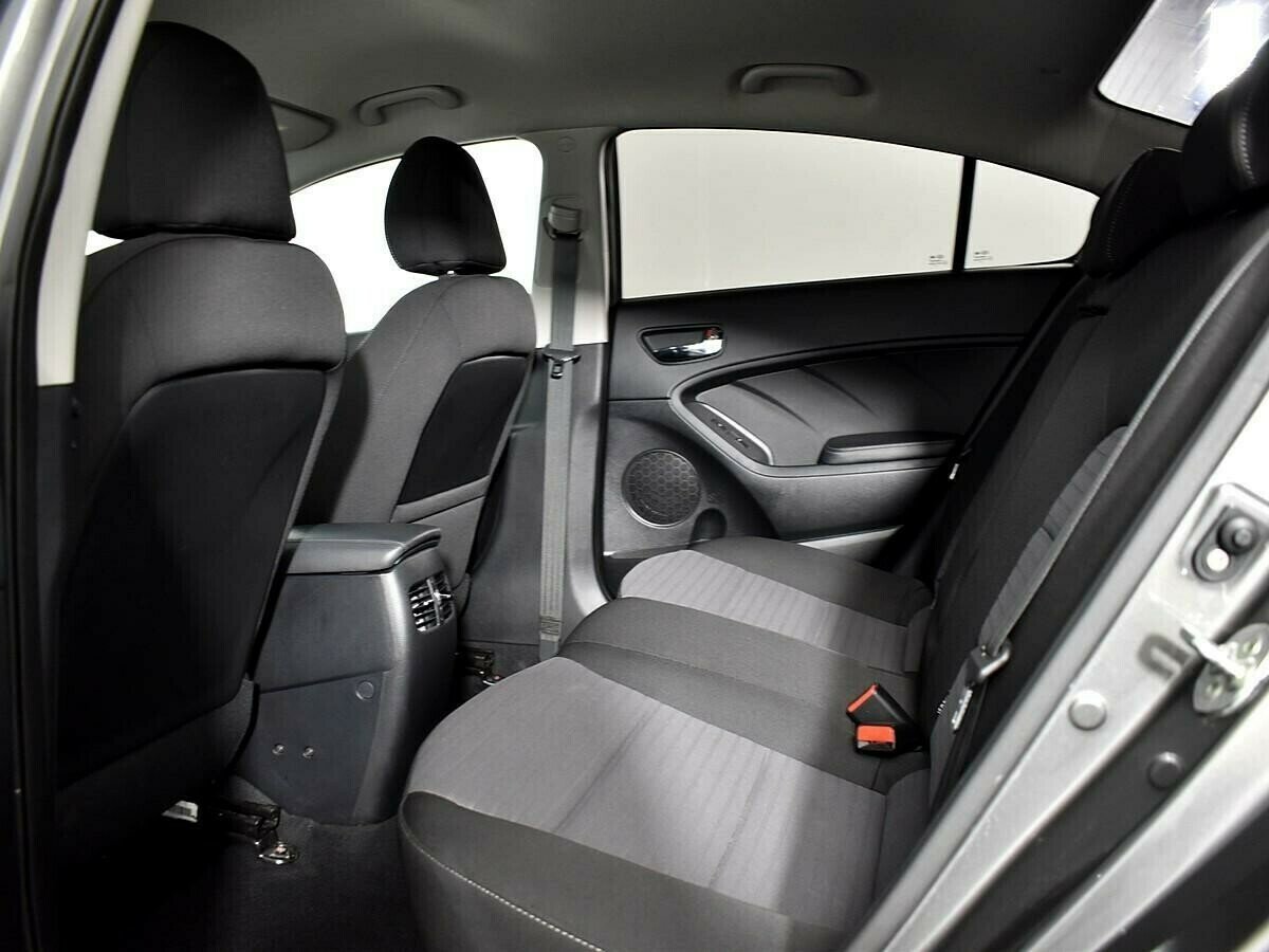Kia Cerato, 2.0 л, АТ, 2017 фото 2