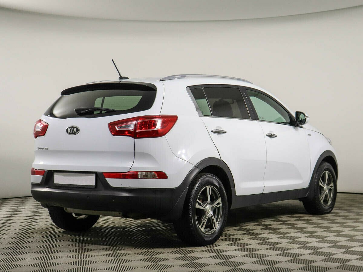 Kia Sportage, 2.0 л, АТ, 2010 фото 4