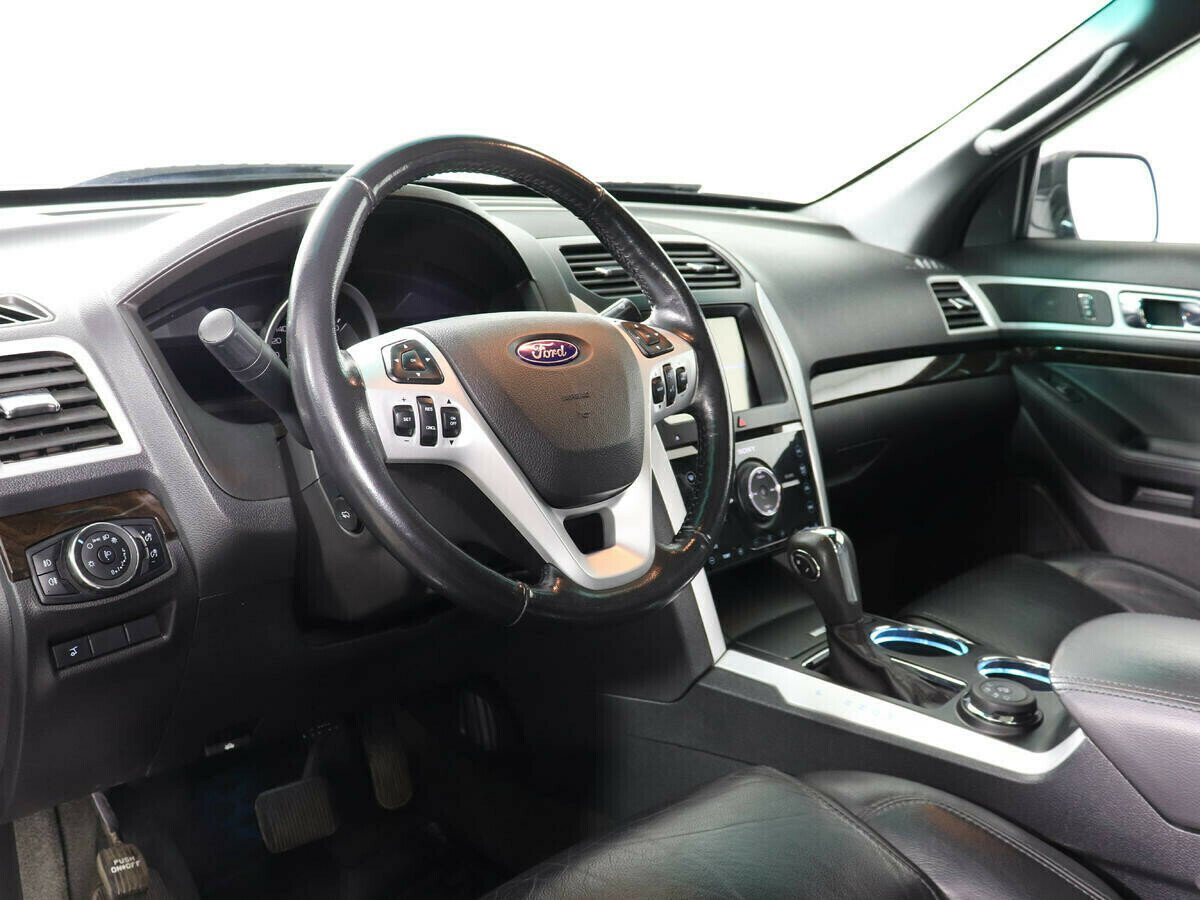 Ford Explorer, 3.5 л, АТ, 2013 фото 7