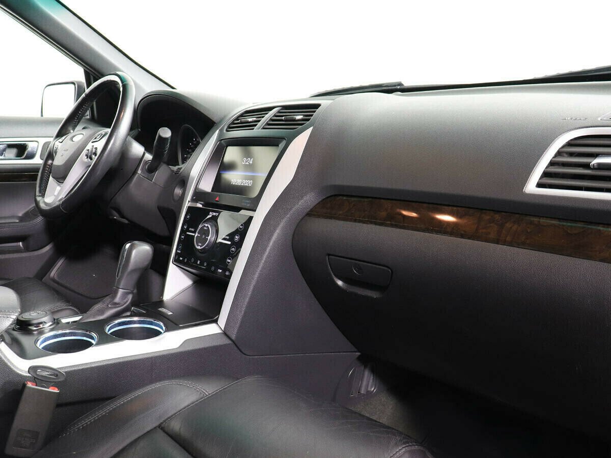 Ford Explorer, 3.5 л, АТ, 2013 фото 2