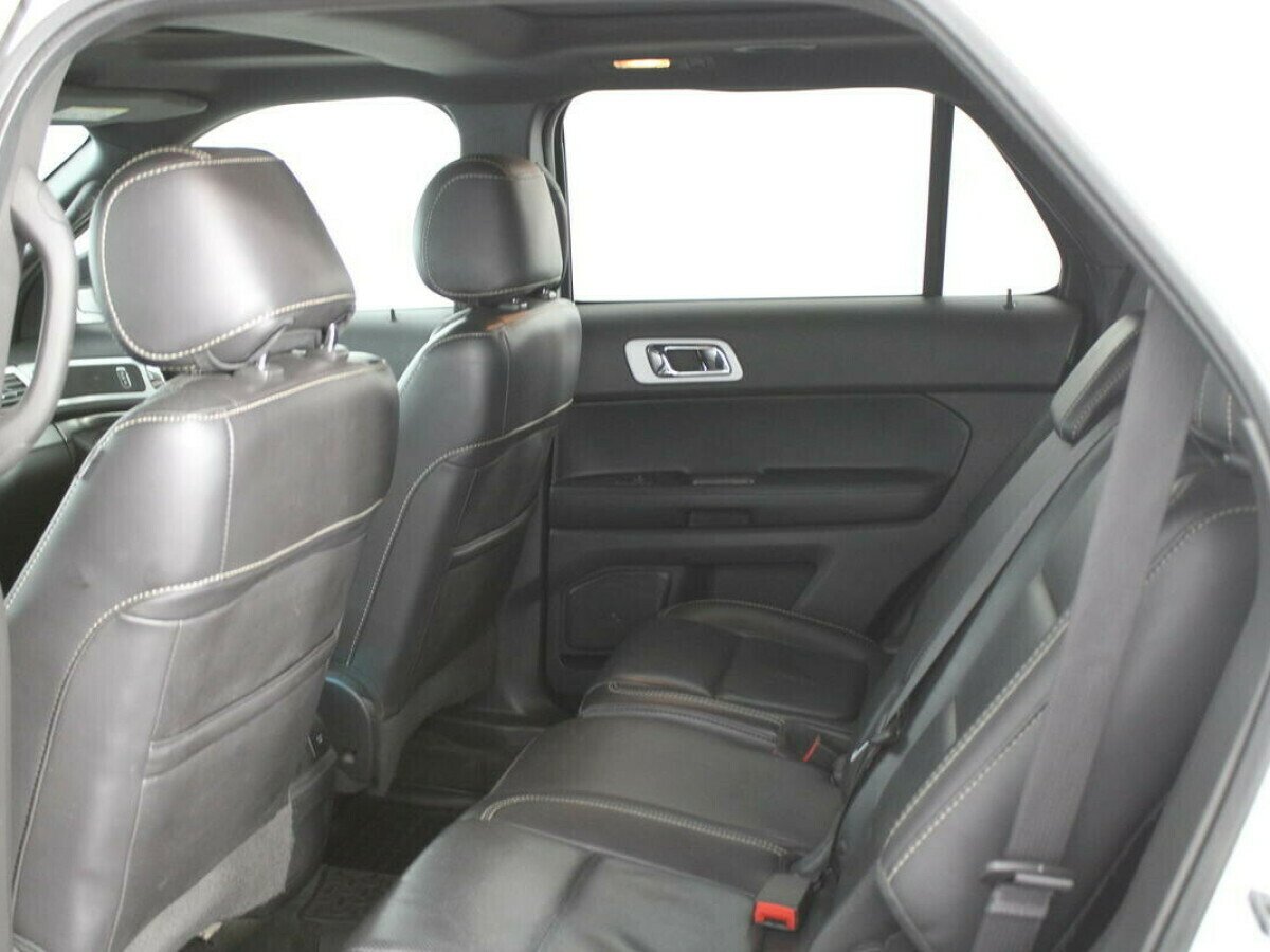Ford Explorer, 3.5 л, АТ, 2013 фото 1