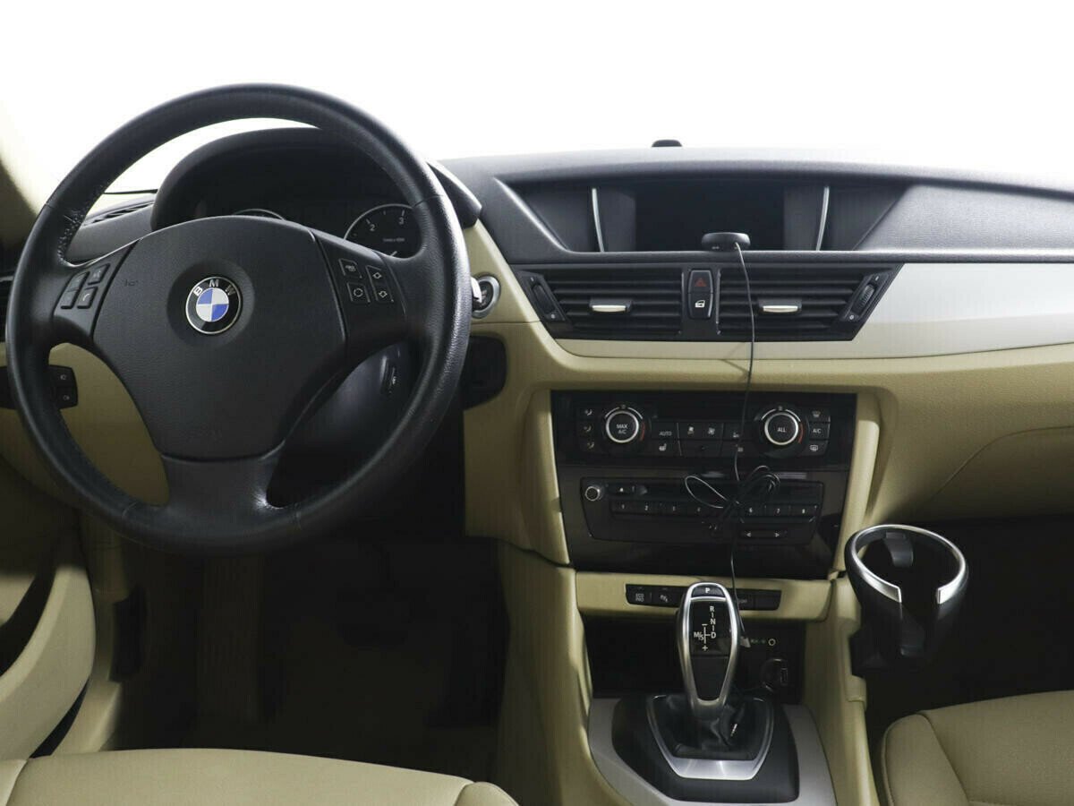 BMW X1 2.0 АКПП, 2013, 131 000 км фото 8