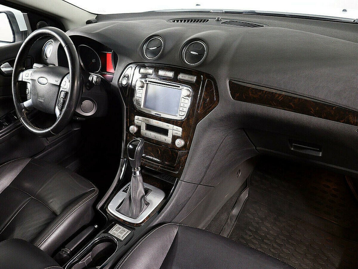 Ford Mondeo, 2.3 л, АТ, 2010 фото 1