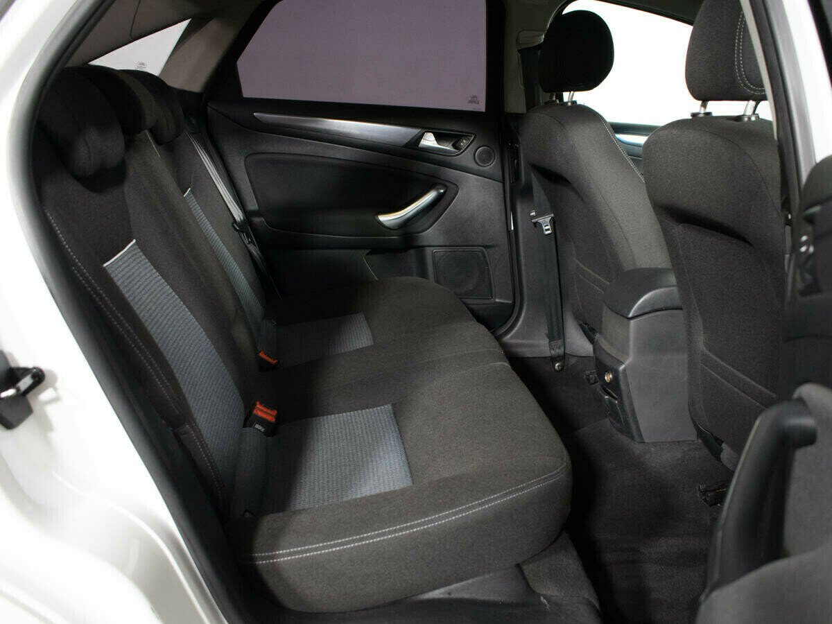 Ford Mondeo, 2.0 л, Робот, 2011 фото 2