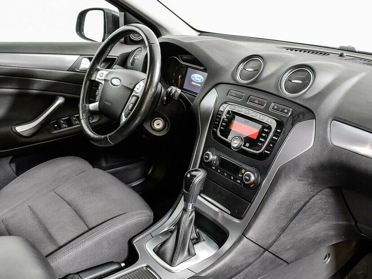 Ford Mondeo, 2.0 л, Робот, 2013 фото 1