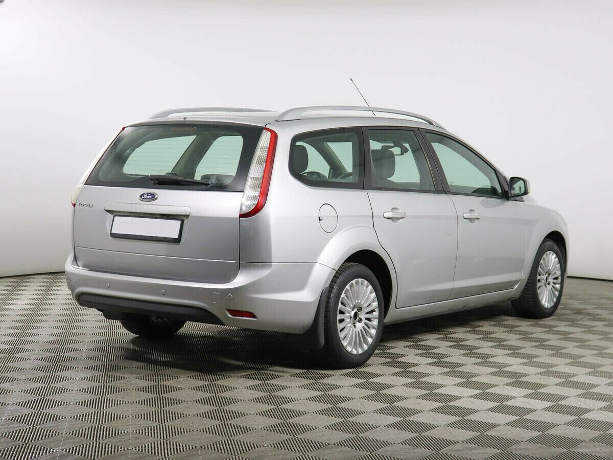Ford Focus, 1.6 л, МТ, 2010 фото 5
