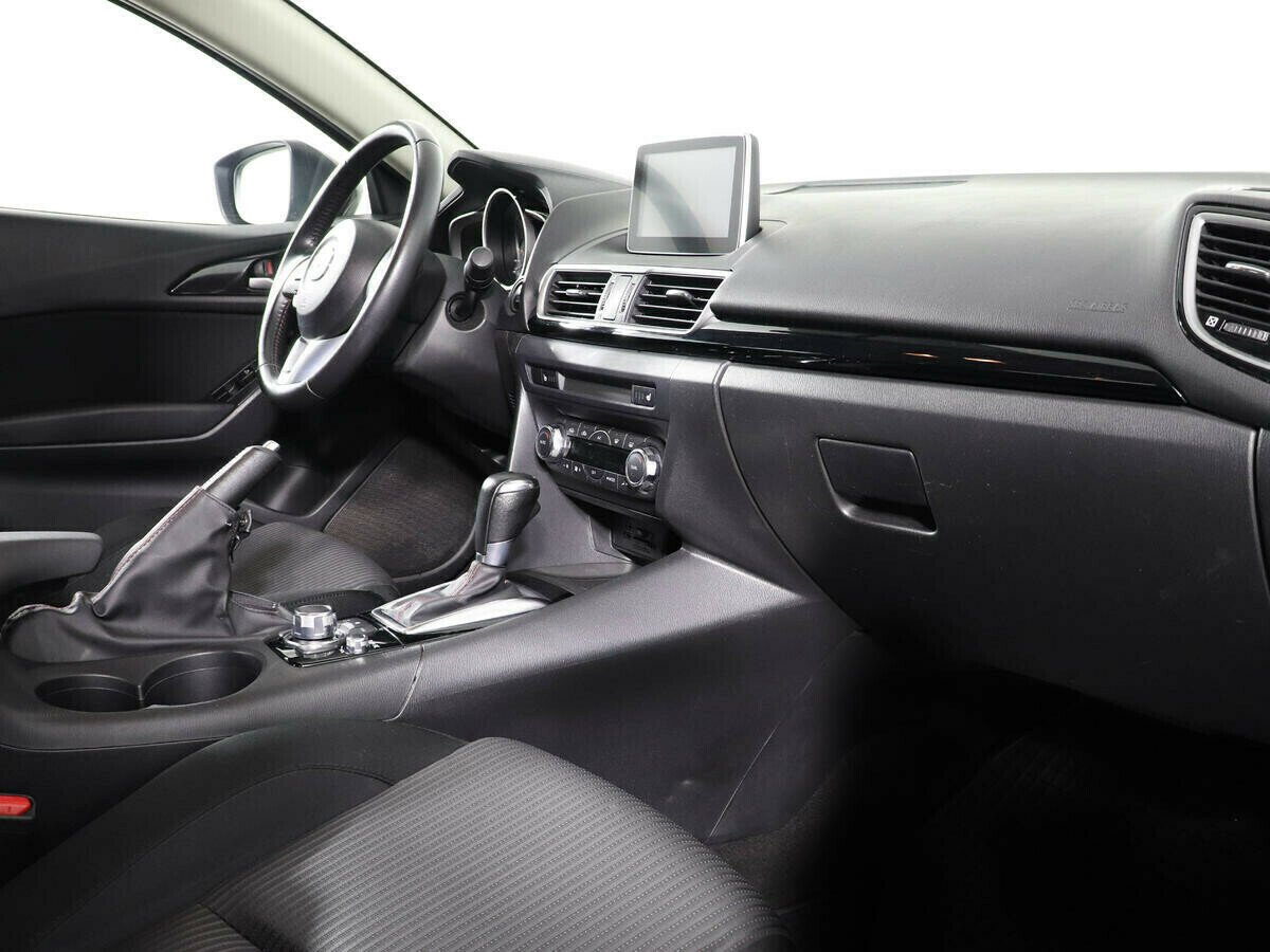 Mazda 3, 1.6 л, АТ, 2016 фото 2
