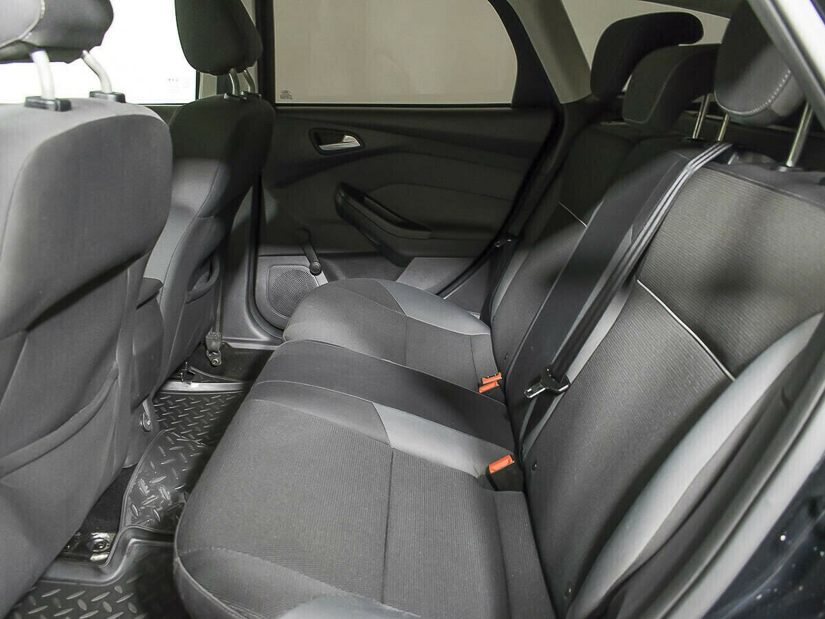 Ford Focus, 1.6 л, Робот, 2014 фото 2