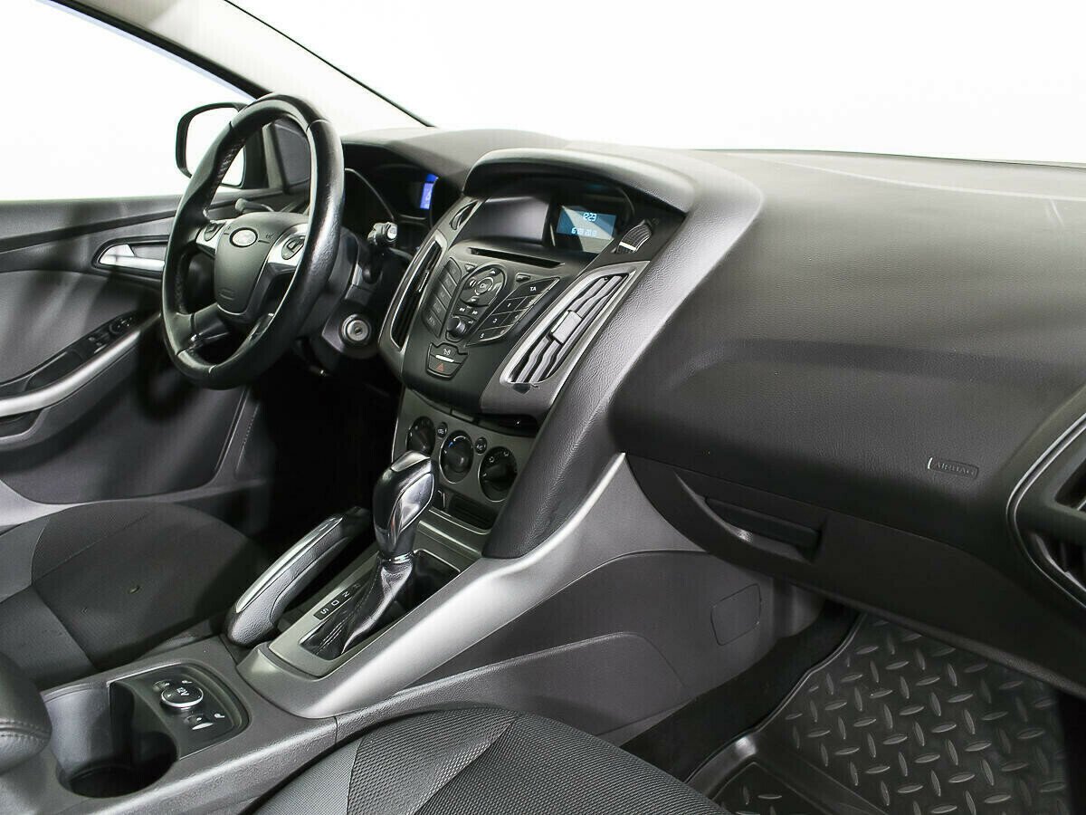 Ford Focus, 1.6 л, Робот, 2014 фото 10