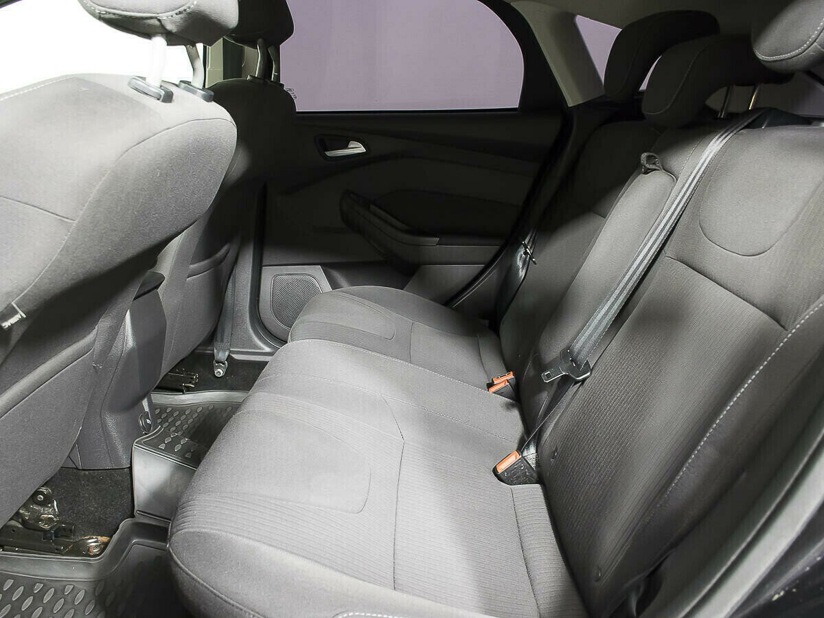 Ford Focus, 1.6 л, Робот, 2014 фото 1