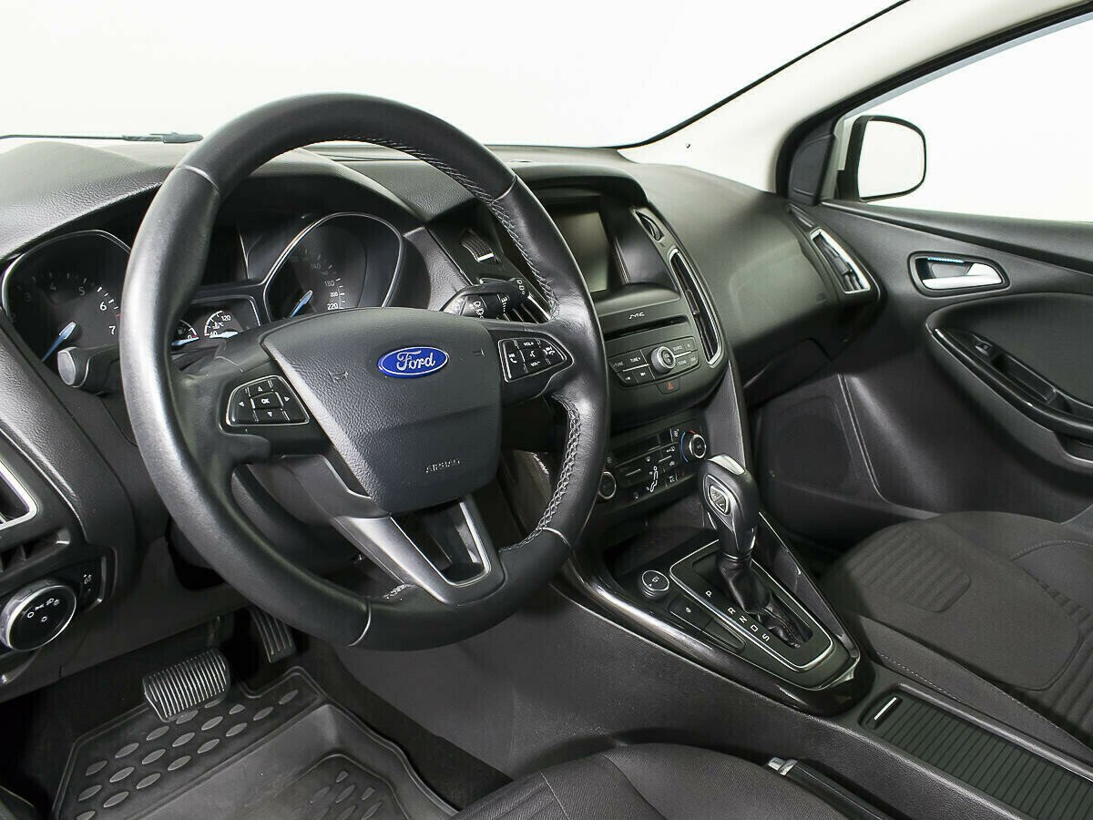 Ford Focus, 1.6 л, Робот, 2017 фото 2