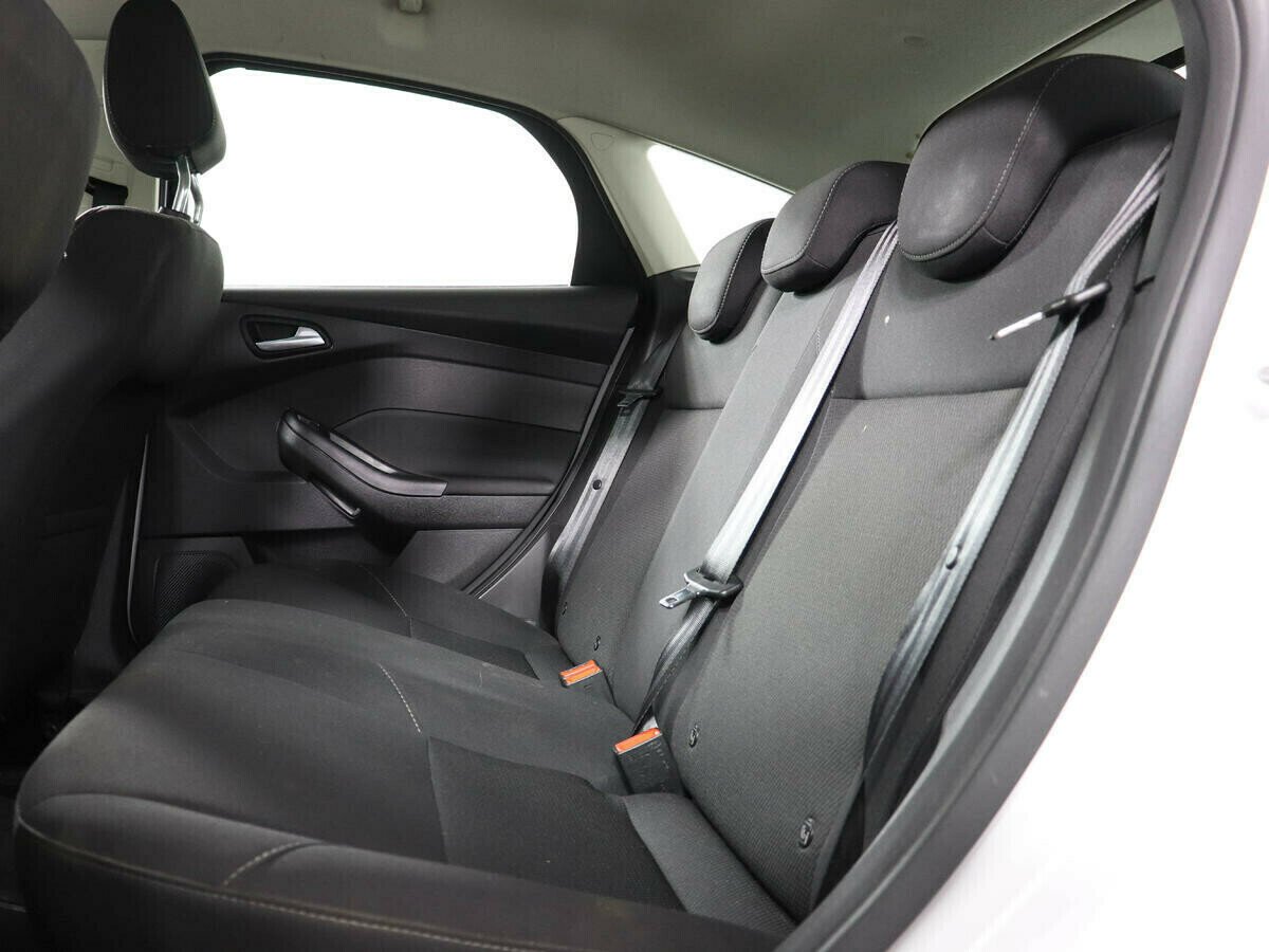 Ford Focus, 1.6 л, Робот, 2018 фото 2