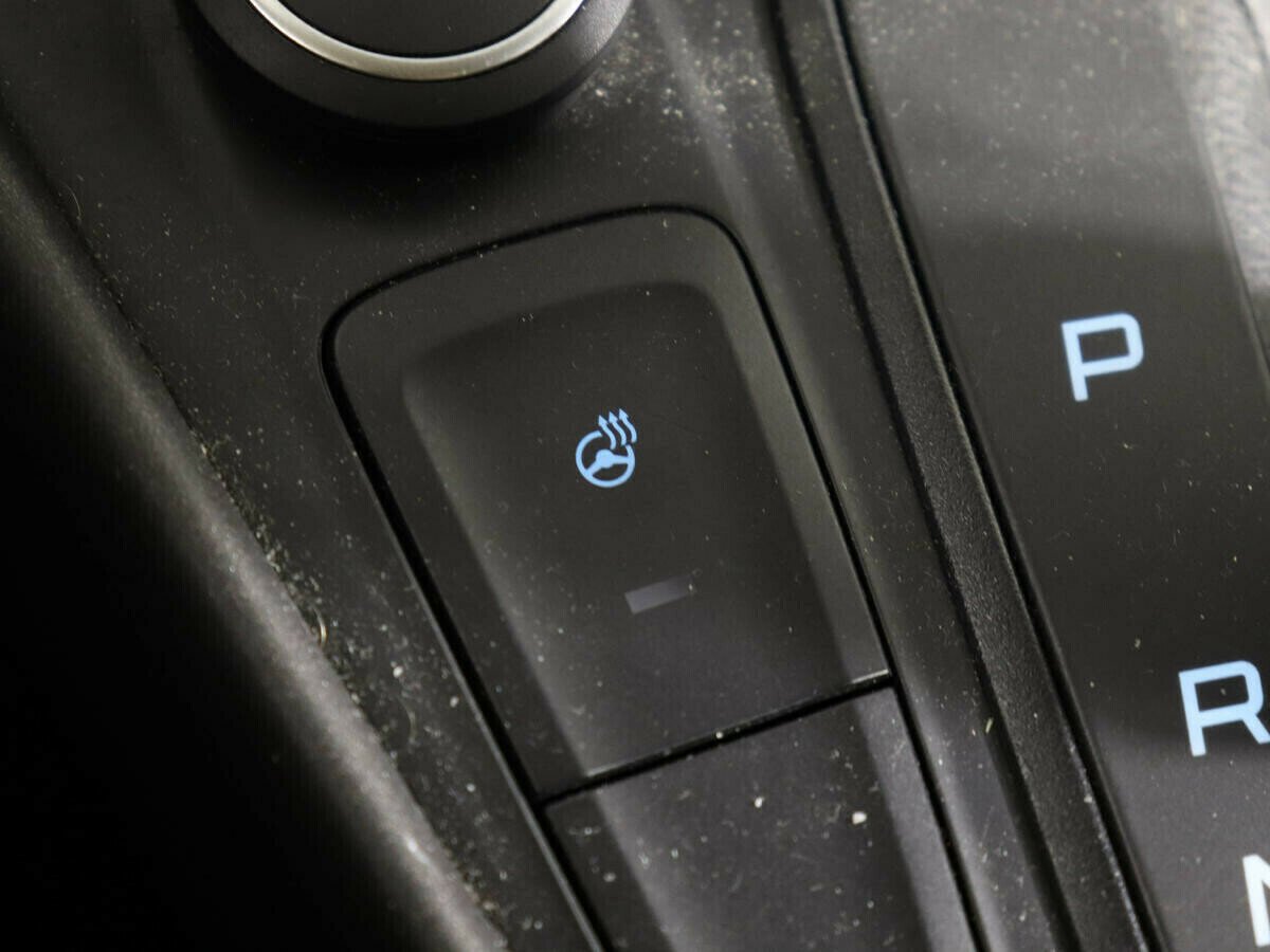 Ford Focus, 1.6 л, Робот, 2017 фото 2