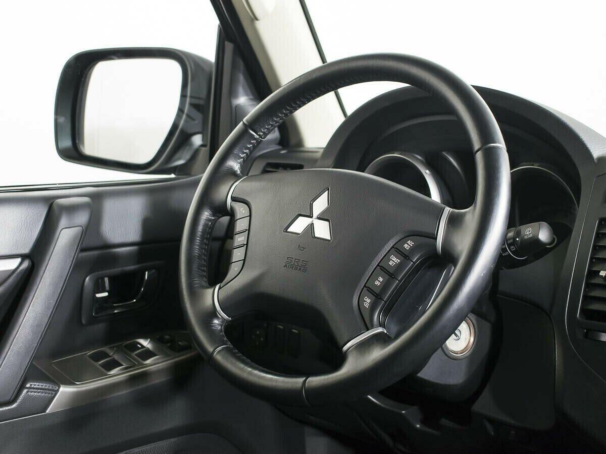 Mitsubishi Pajero, 3.0 л, АТ, 2011 фото 9
