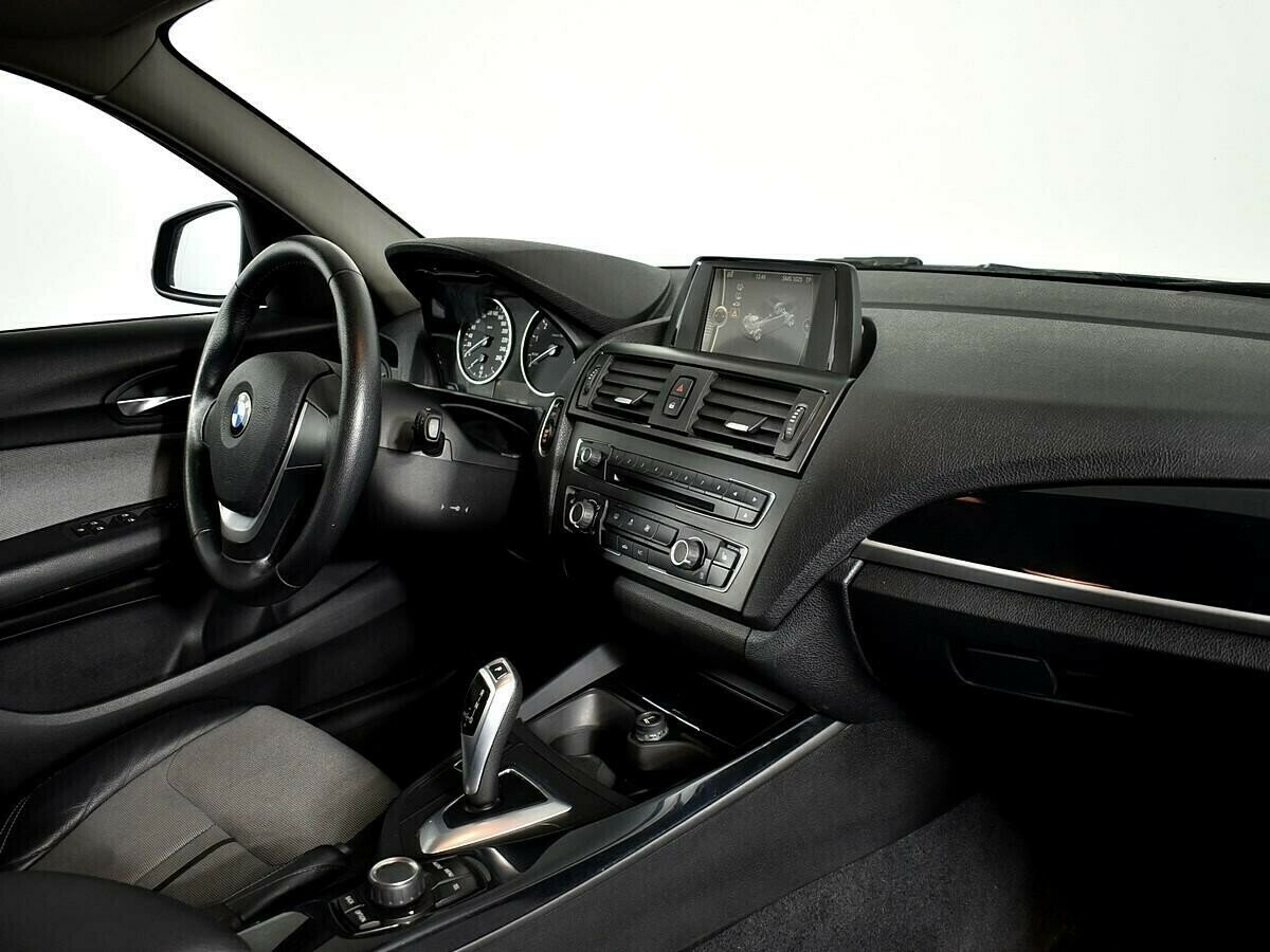 BMW 1 серии 2.0 АКПП, 2011, 150 000 км фото 5