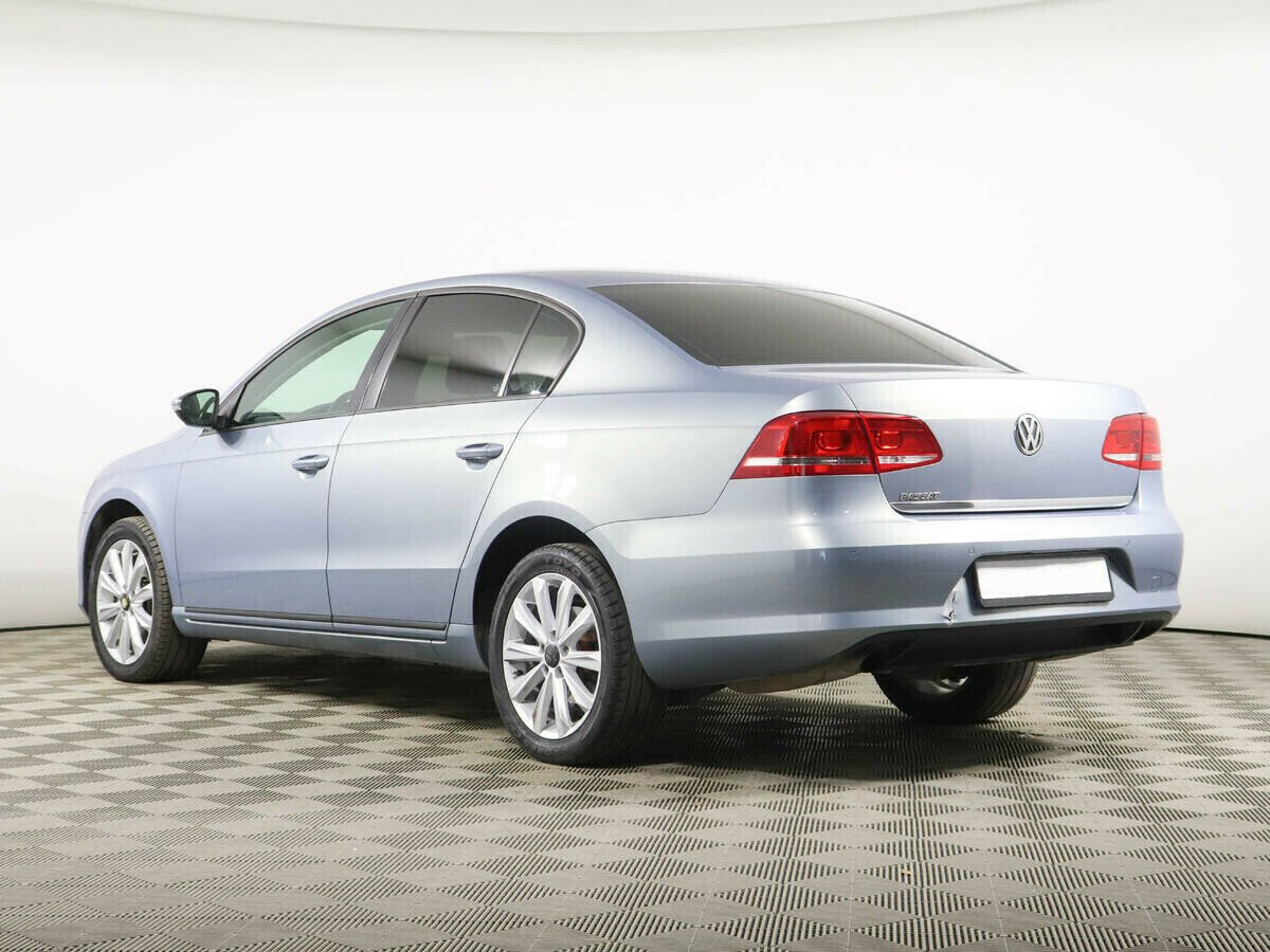 Volkswagen Passat, 1.4 л, Робот, 2012 фото 5