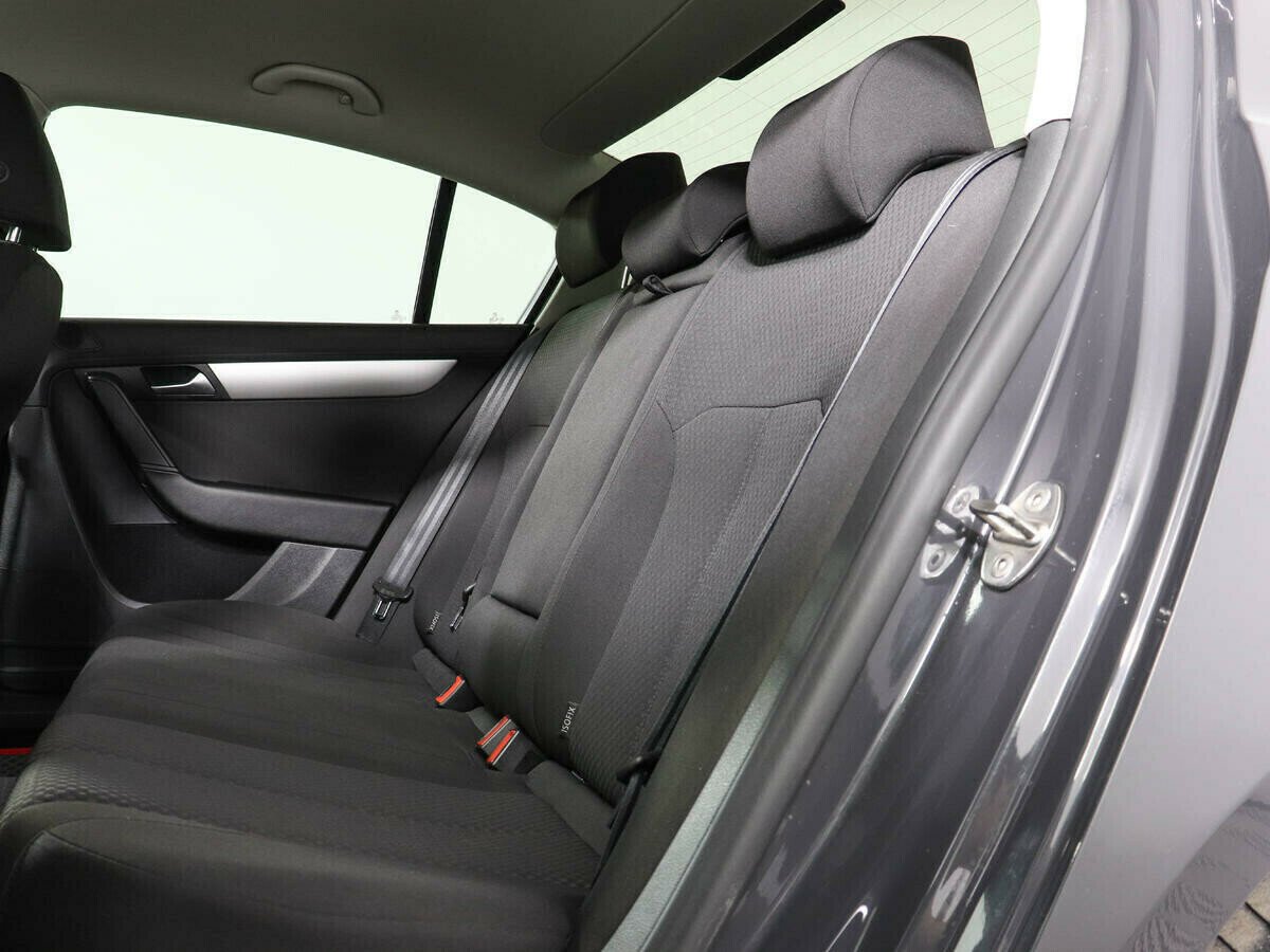 Volkswagen Passat, 1.4 л, Робот, 2013 фото 2