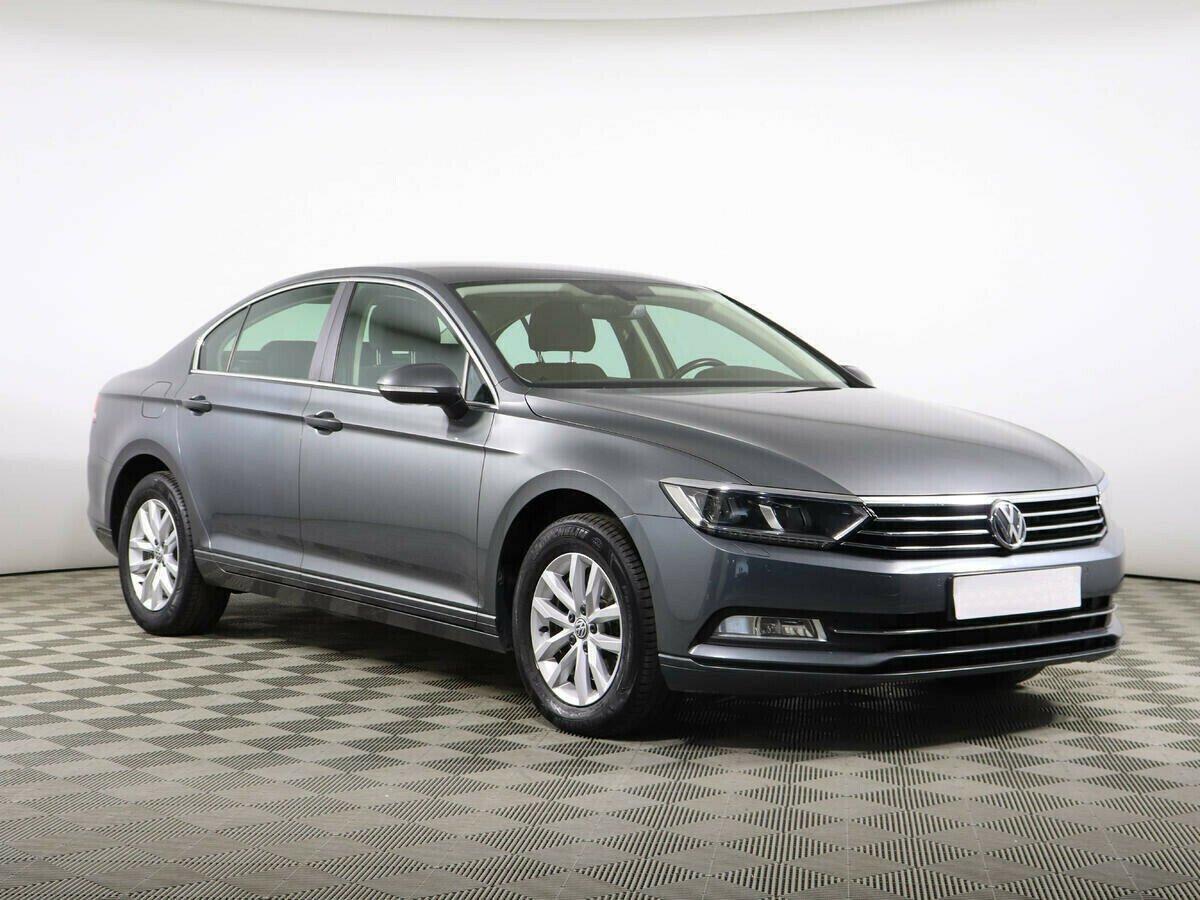 Volkswagen Passat, 1.8 л, Робот, 2016 фото 4