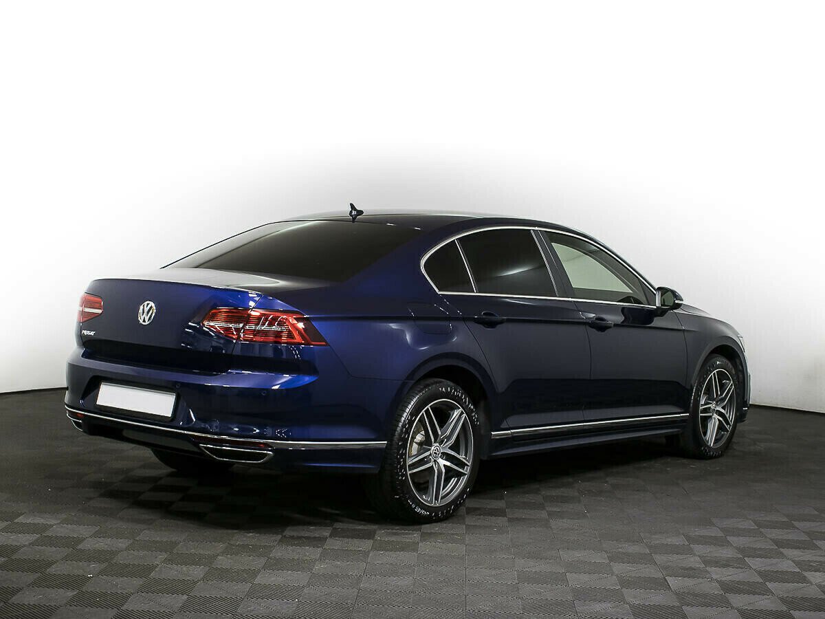 Volkswagen Passat, 1.8 л, Робот, 2018 фото 6