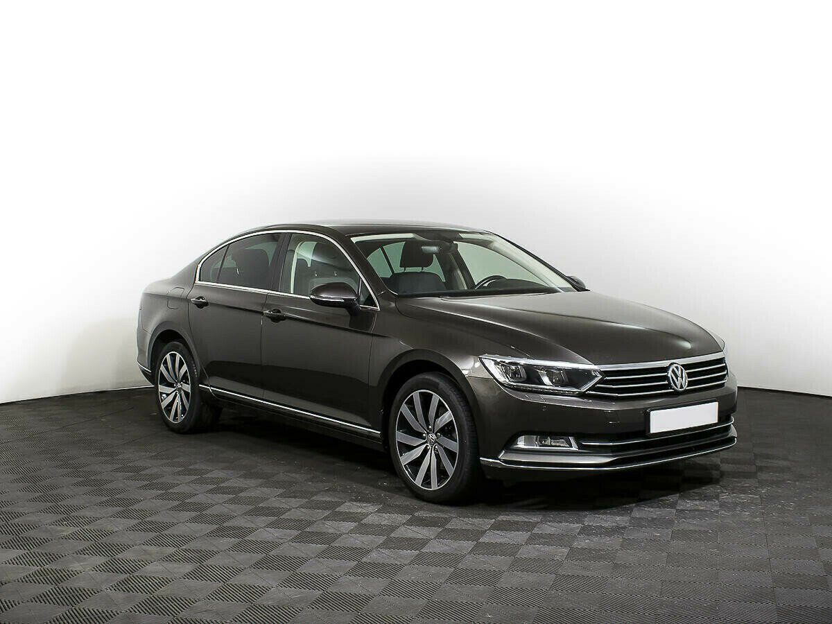 Volkswagen Passat, 2.0 л, Робот, 2017 фото 4