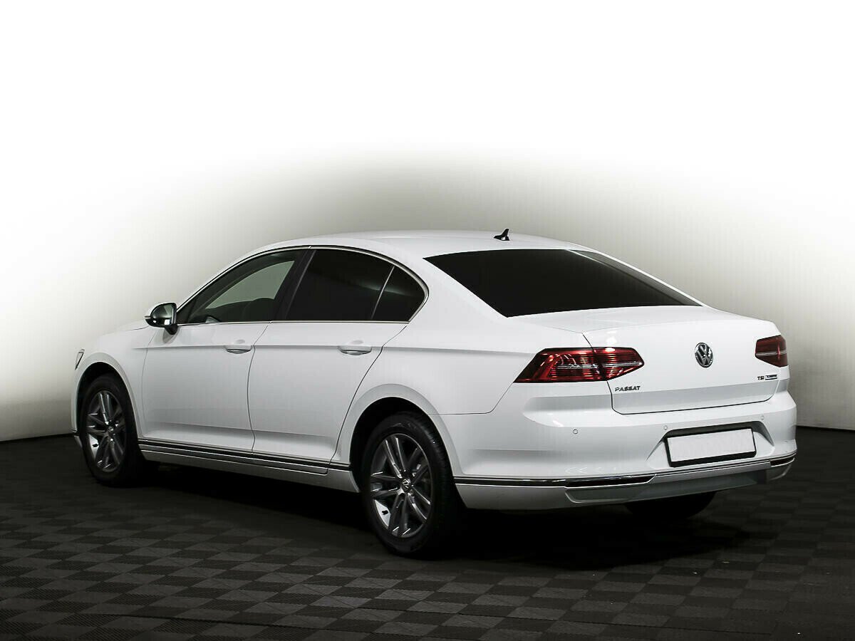 Volkswagen Passat, 1.5 л, Робот, 2018 фото 6