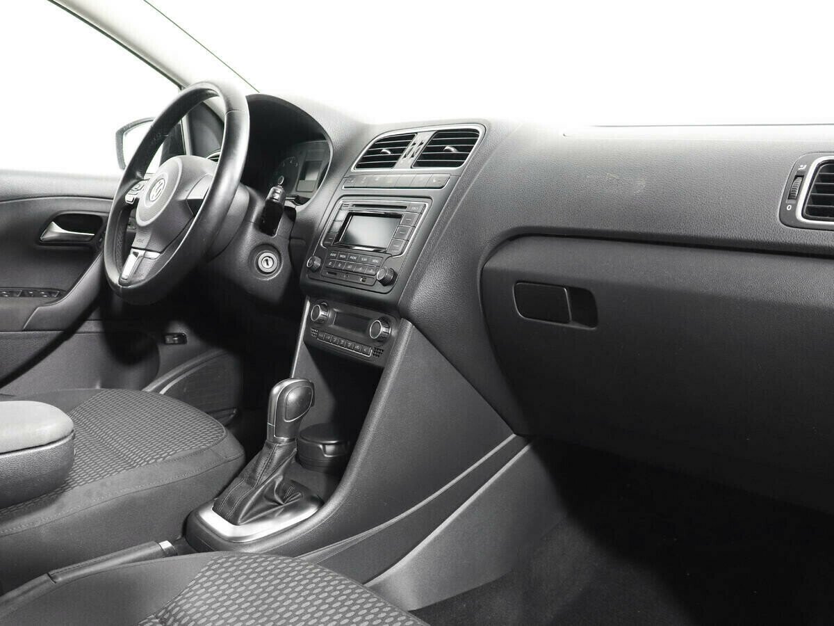 Volkswagen Polo, 1.6 л, АТ, 2011 фото 7