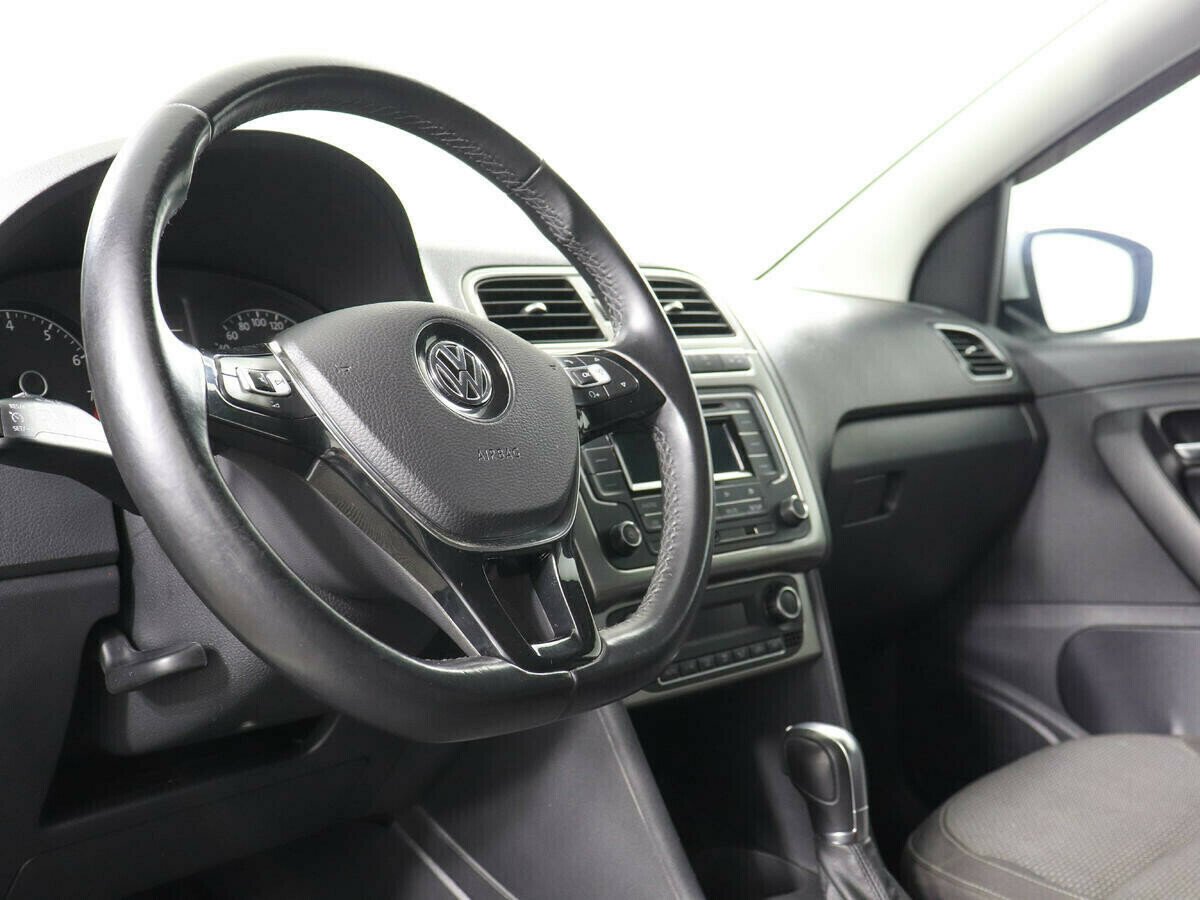 Volkswagen Polo, 1.6 л, АТ, 2018 фото 2