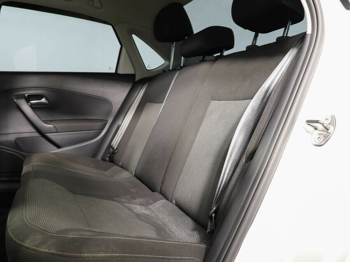 Volkswagen Polo, 1.6 л, АТ, 2018 фото 1
