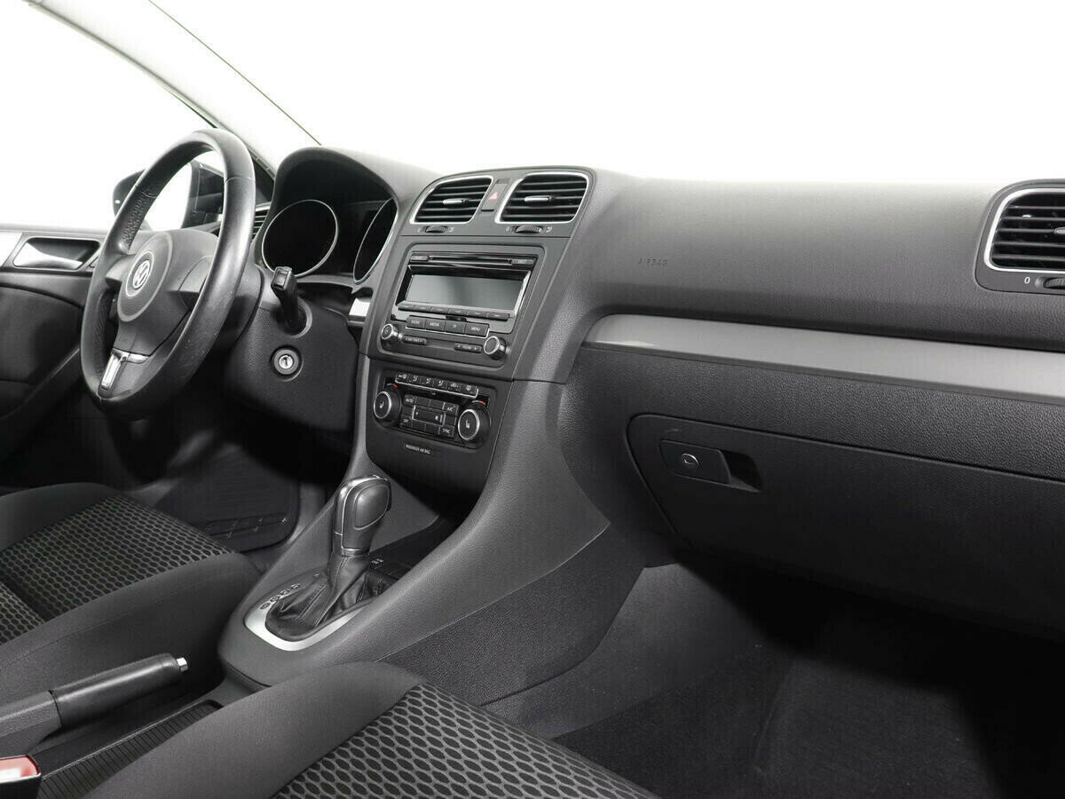 Volkswagen Golf, 1.6 л, Робот, 2009 фото 7