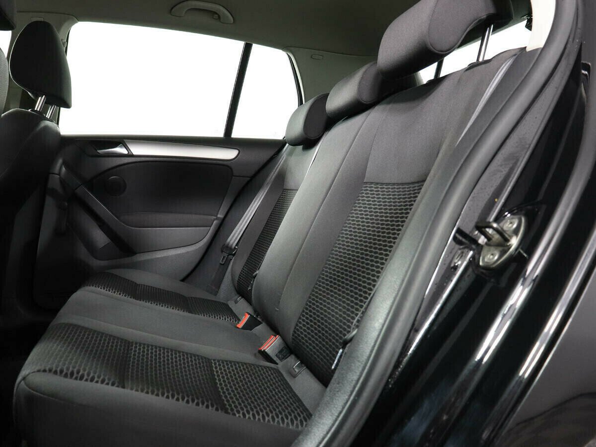 Volkswagen Golf, 1.2 л, МТ, 2011 фото 1