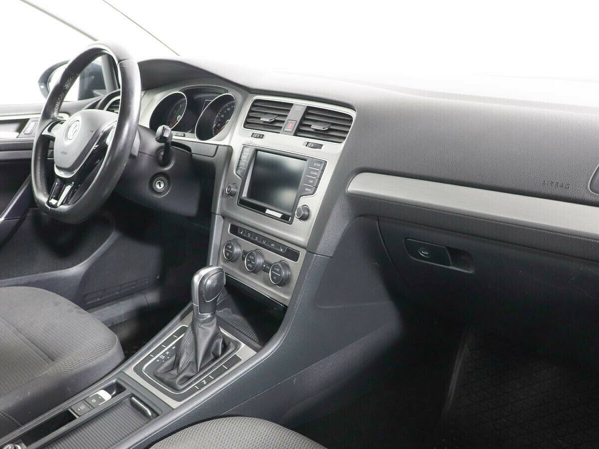 Volkswagen Golf, 1.6 л, АТ, 2016 фото 8