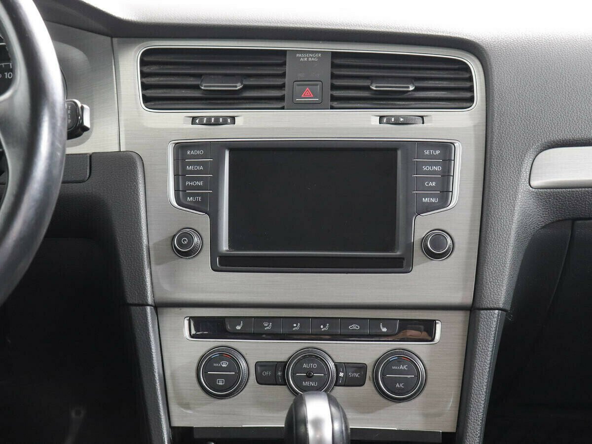 Volkswagen Golf, 1.6 л, АТ, 2016 фото 1
