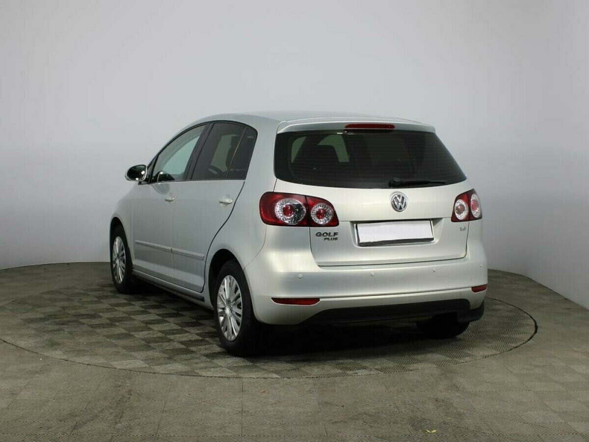 Volkswagen Golf Plus, 1.6 л, Робот, 2009 фото 5