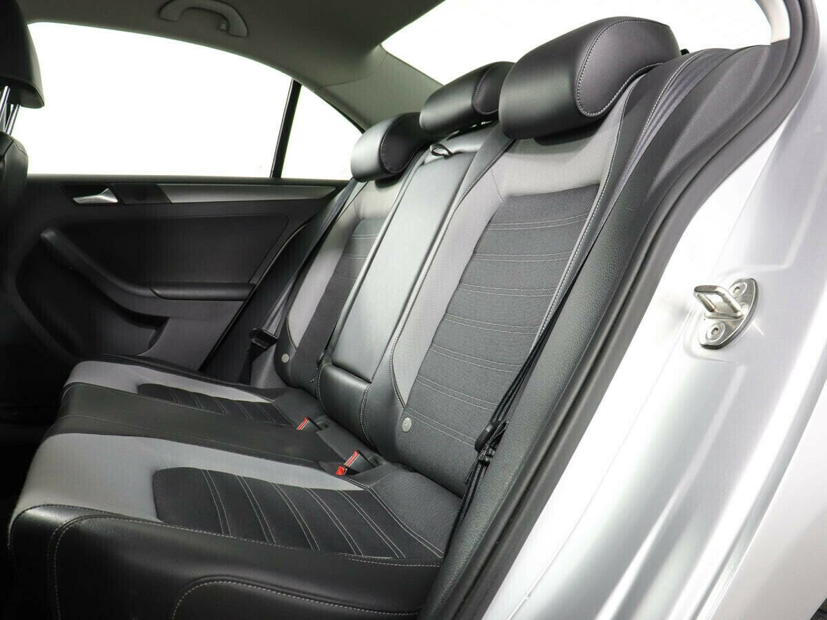 Volkswagen Jetta, 1.4 л, Робот, 2011 фото 8