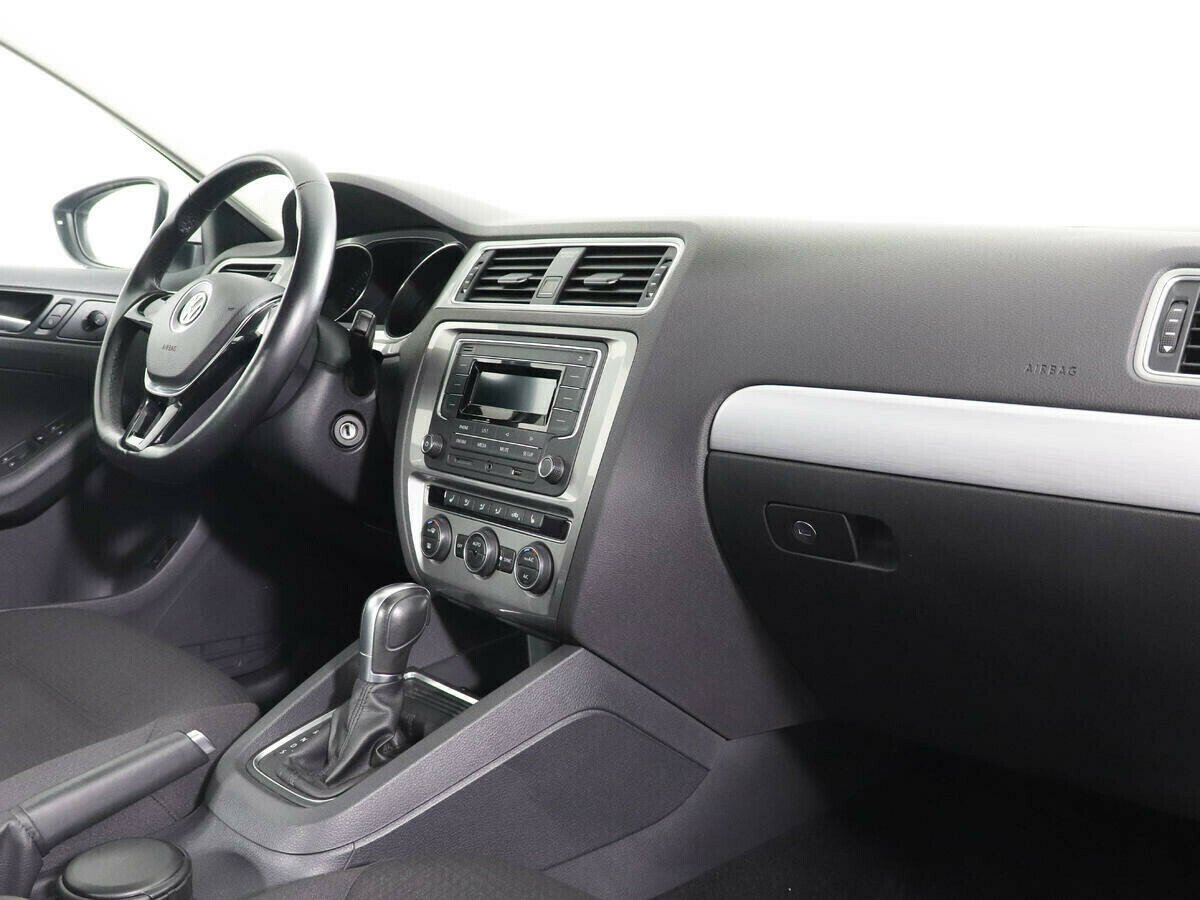 Volkswagen Jetta, 1.6 л, АТ, 2016 фото 2