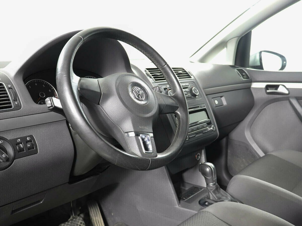 Volkswagen Touran, 1.0 л, МТ, 2013 фото 2