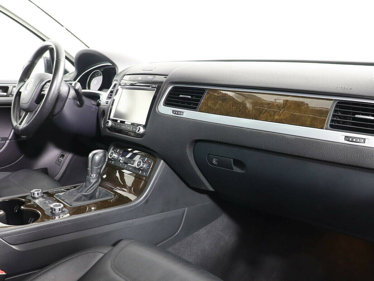 Volkswagen Touareg, 3.6 л, АТ, 2012 фото 10