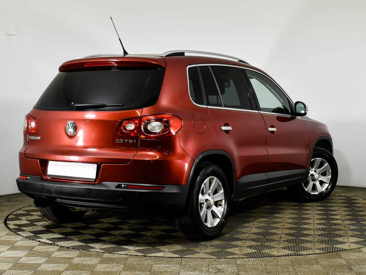 Volkswagen Tiguan, 2.0 л, АТ, 2010 фото 6