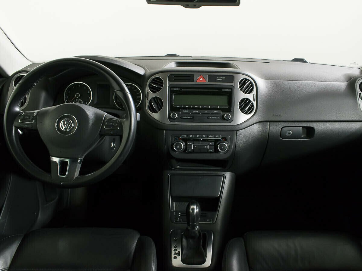 Volkswagen Tiguan, 2.0 л, АТ, 2011 фото 7