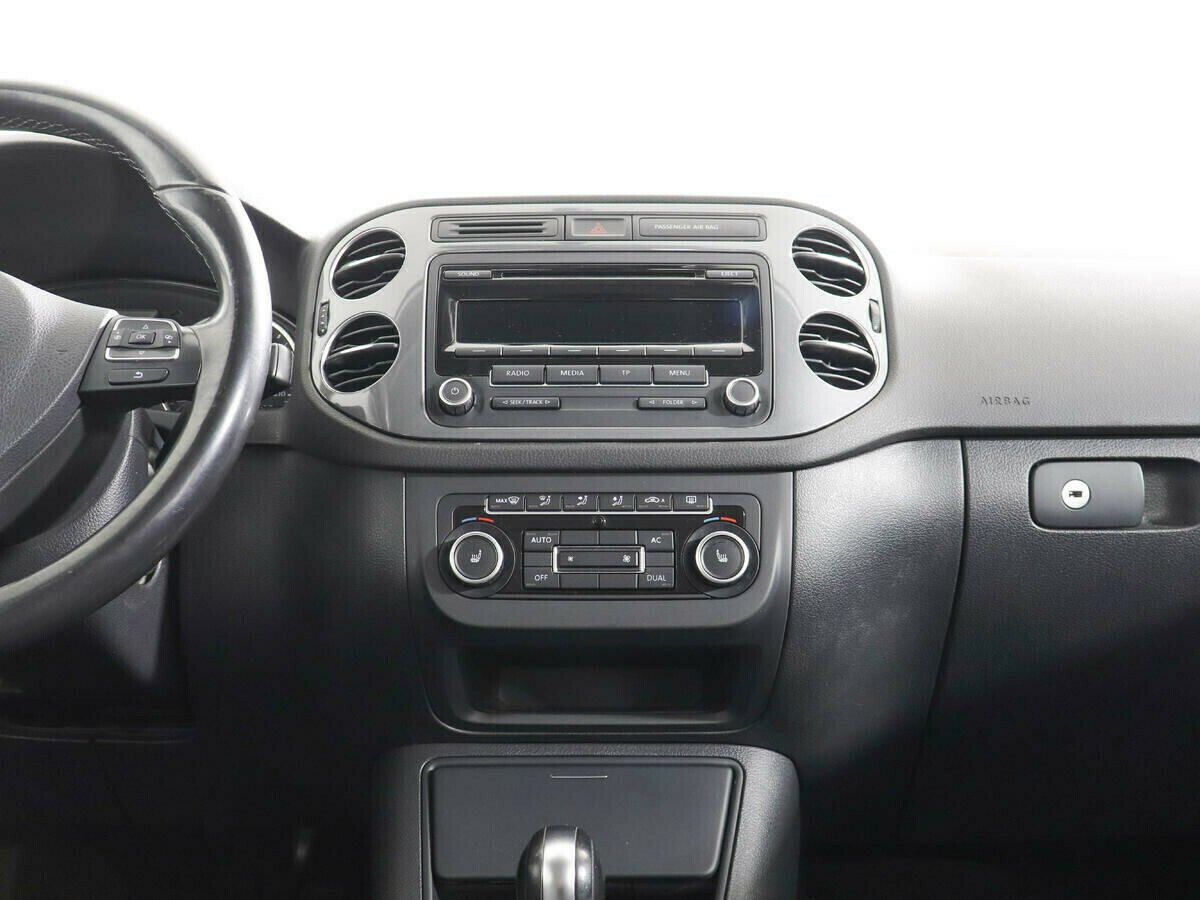 Volkswagen Tiguan, 2.0 л, АТ, 2012 фото 8