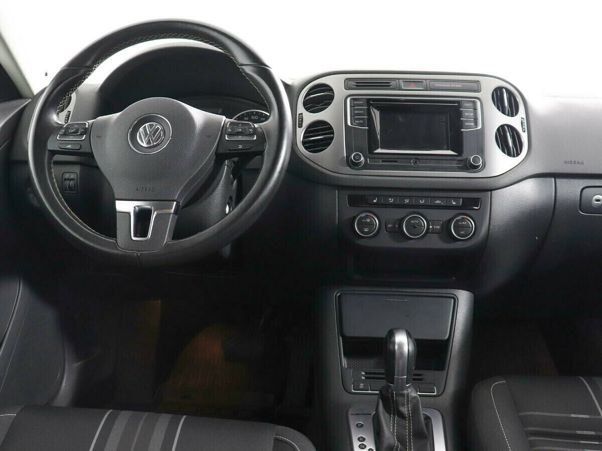 Volkswagen Tiguan, 2.0 л, АТ, 2012 фото 7