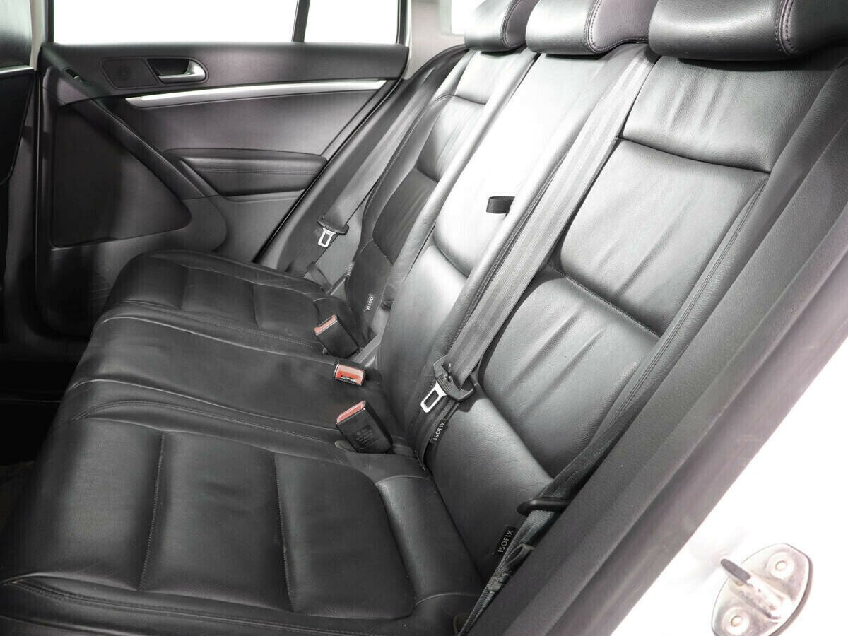 Volkswagen Tiguan, 2.0 л, АТ, 2015 фото 9