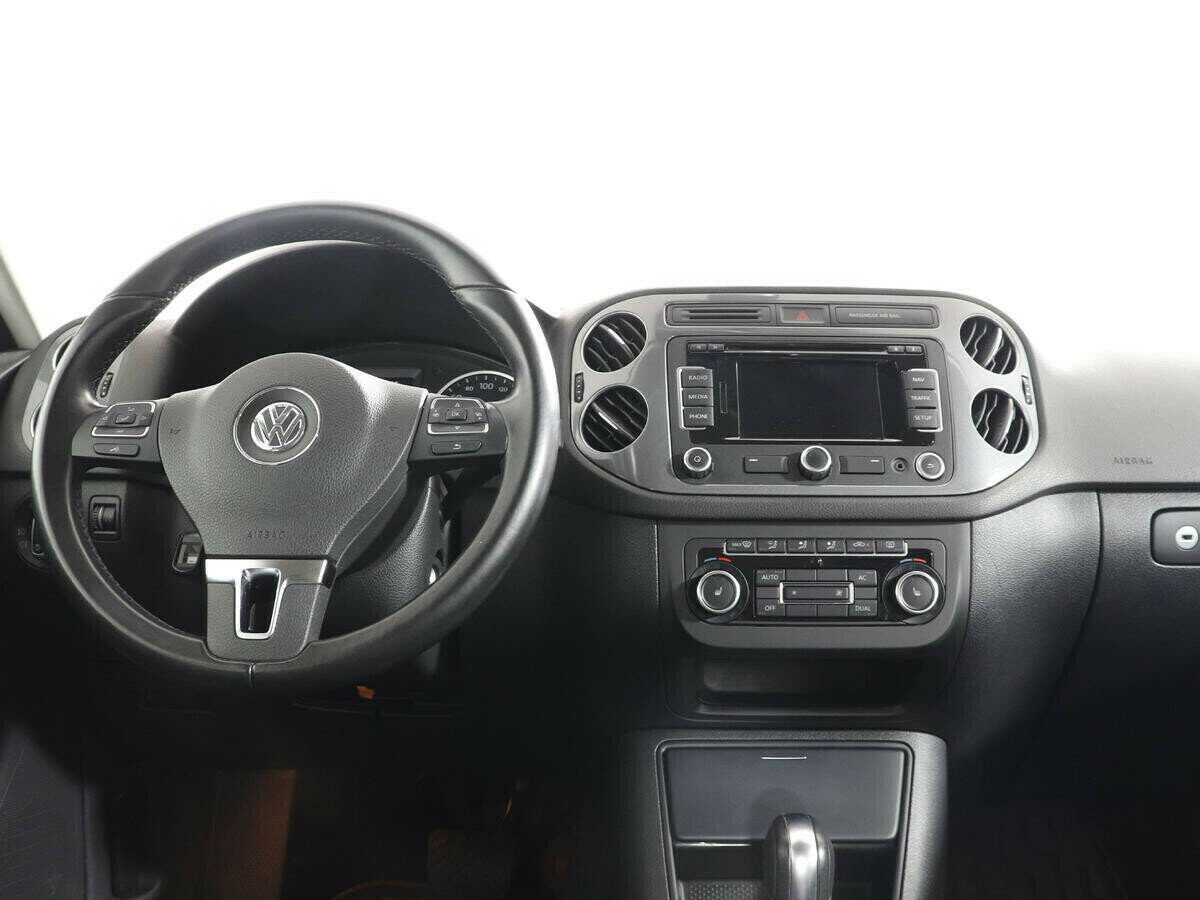 Volkswagen Tiguan, 2.0 л, АТ, 2012 фото 7