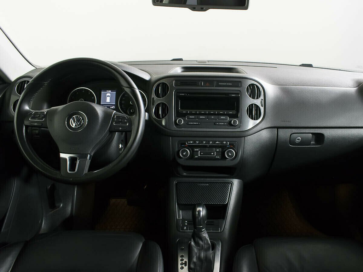 Volkswagen Tiguan, 2.0 л, АТ, 2012 фото 7
