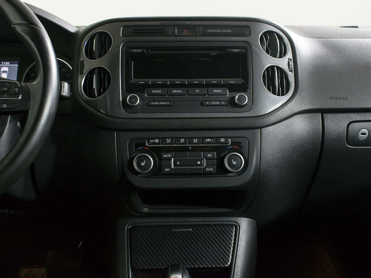Volkswagen Tiguan, 2.0 л, АТ, 2012 фото 8