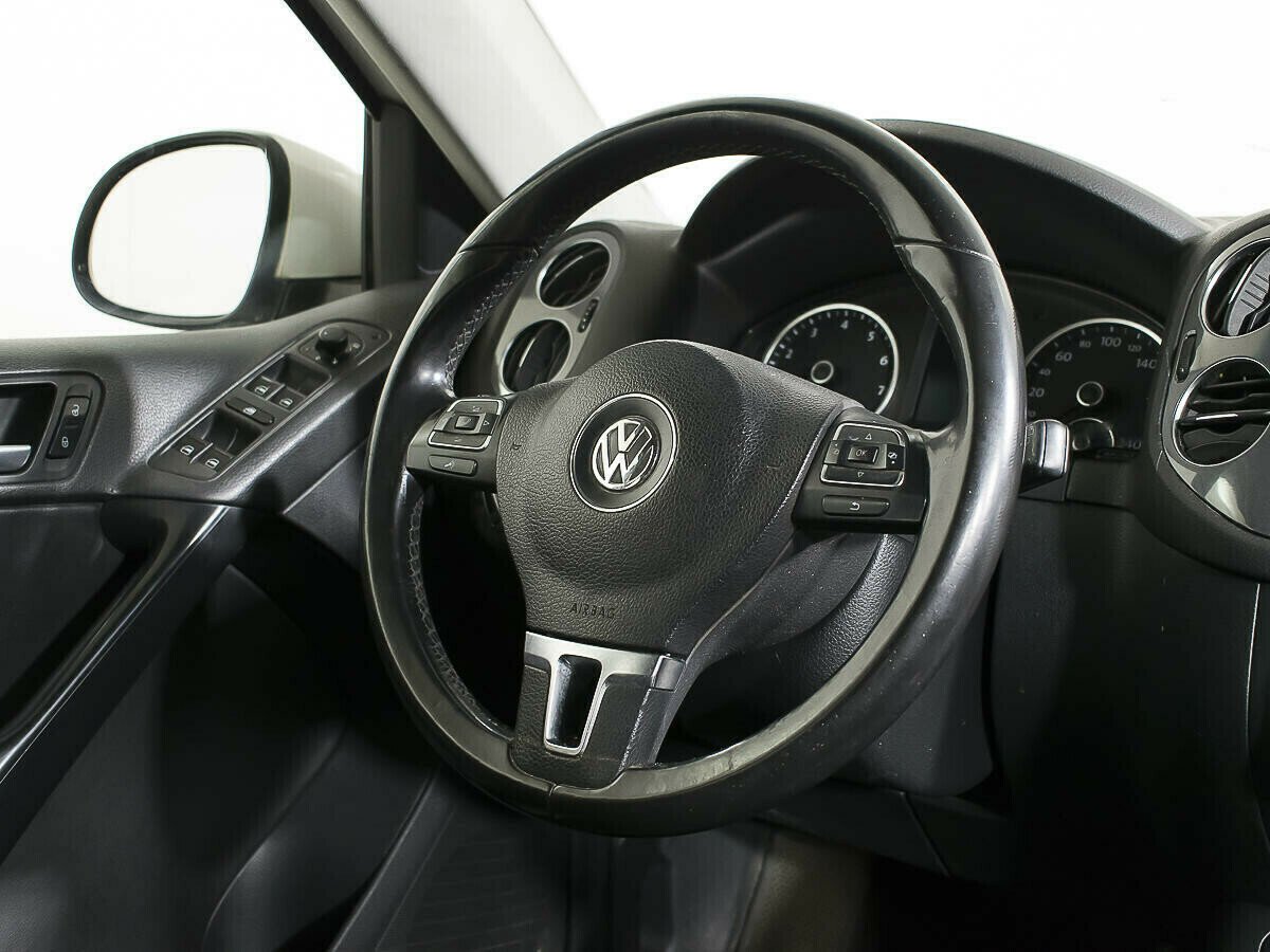 Volkswagen Tiguan, 2.0 л, АТ, 2015 фото 7